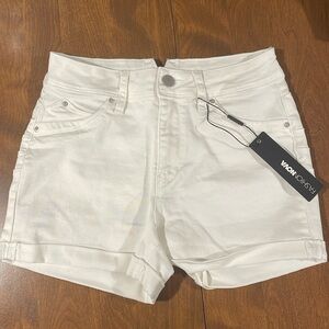 White Fashion Nova jean shorts Size 5